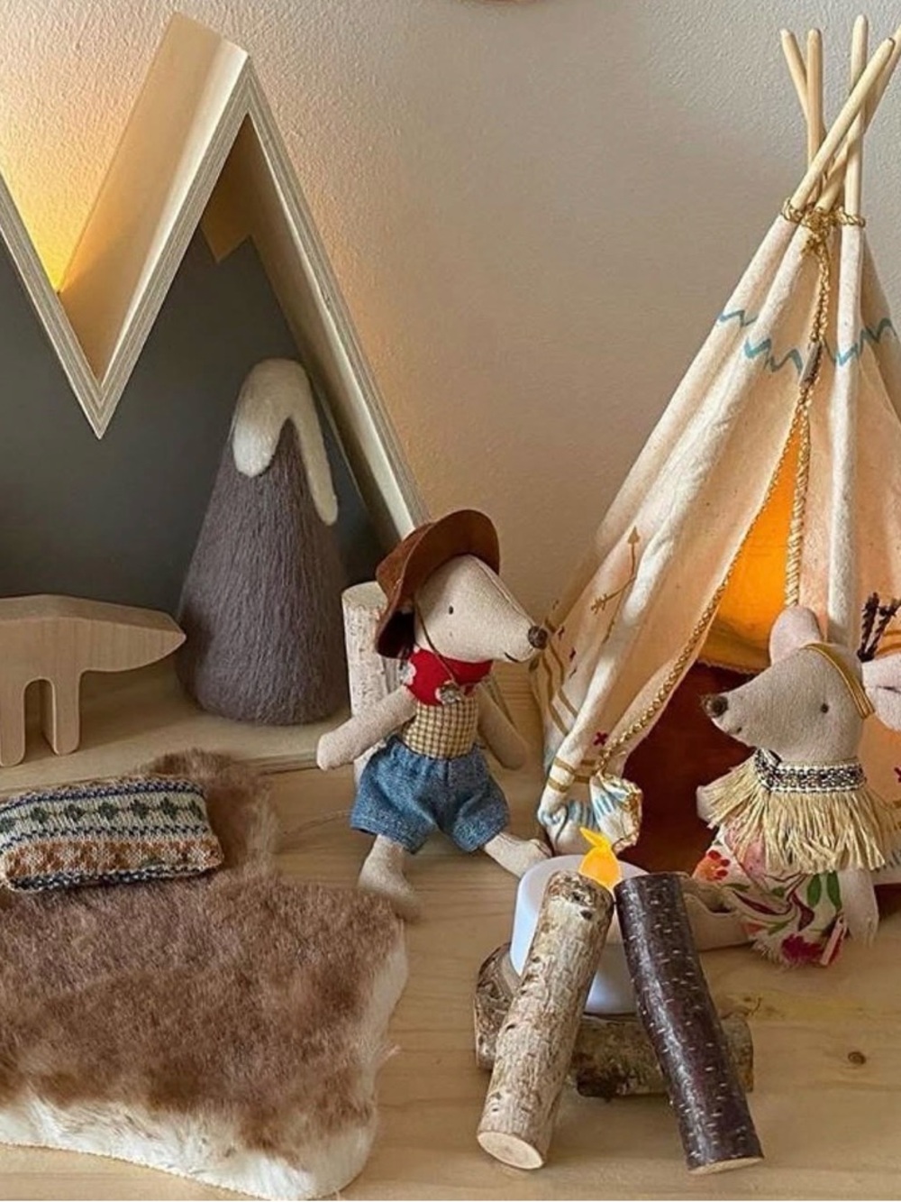 Retired Maileg Cowboy Mouse In Suitcase 2018 W/ Tag